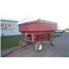 Image 2 : 250 bu gravity wagon, double reach under carriage