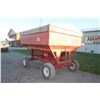 Image 5 : 250 bu gravity wagon, double reach under carriage