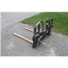Image 4 : HLA 4200 lb pallet fork, Euro coupler