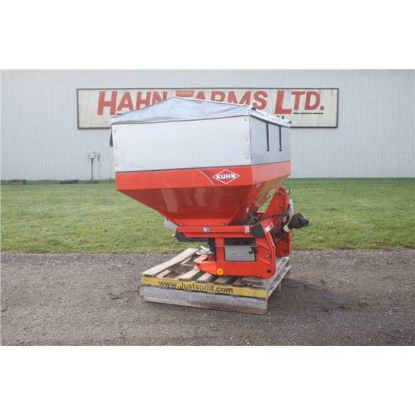 2013, Kuhn MDS 19.1 D2 twin disc fertilizer spreader