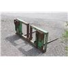 Image 3 : 2 prong bale spear, JD 500 hook up