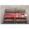 Image 2 : Red feeder house cylinders