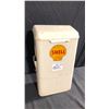 Image 1 : SHELL PAPER TOWEL DISPENSER 2 REFILLS INCLUDED 20" H