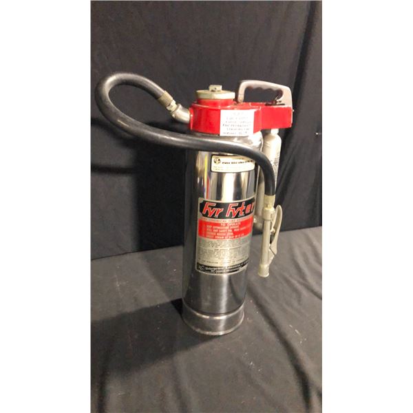 FYR FYTER FULLY CHARGED FIRE EXTINGUISHER STAINLESS STEEL WEIGHT 45 LBS H25"