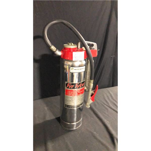 FYR FYTER FULLY CHARGED FIRE EXTINGUISHER STAINLESS STEEL WEIGHT 45 LBS H25"