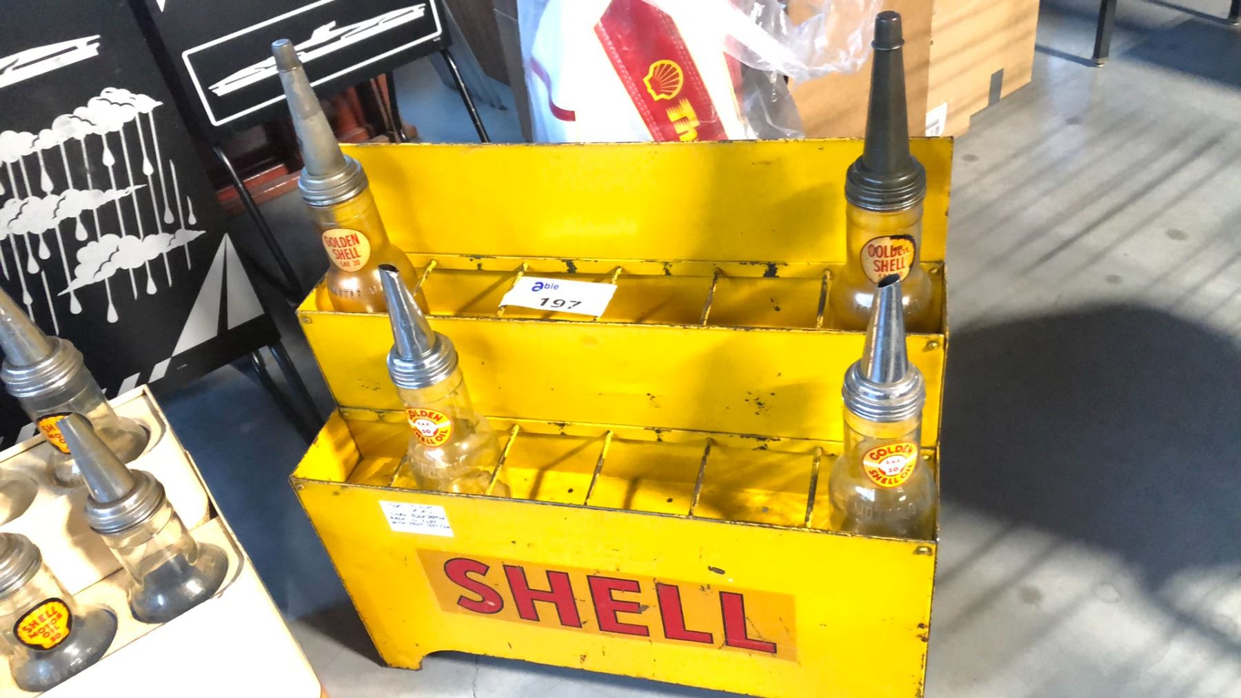 SHELL RACK INCLUDING QUART 4 MOTOR OIL BOTTLES SHELL-PENN CIRCA 1920'S ...