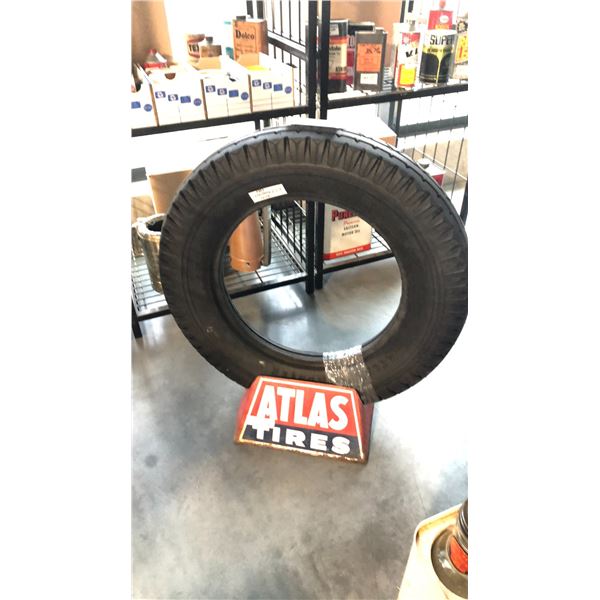 ATLAS ROADSTER TIRE WITH STAND