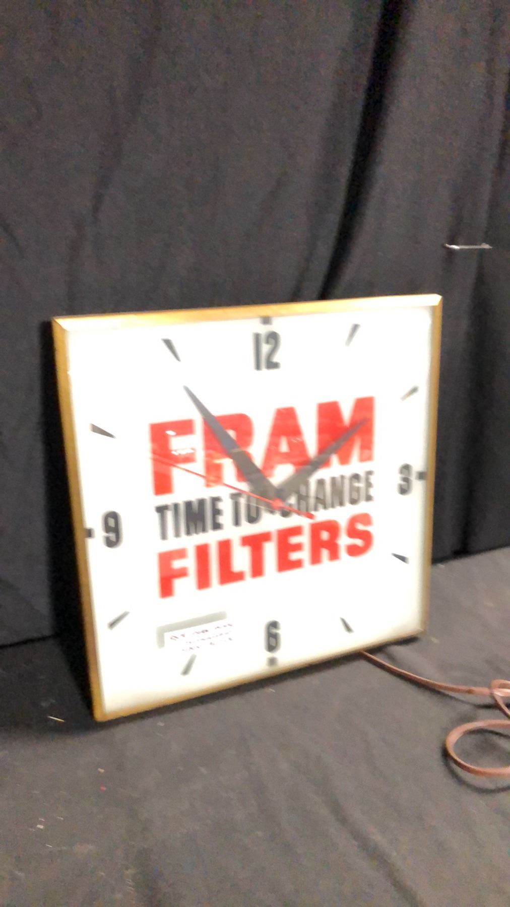 FRAM FILTERS ILLUMINATED CLOCK MEMORABILIA 16