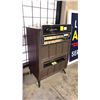 Image 3 : BROWN APOLLO AUTOMATIC PRODUCTS CO. ST. PAUL MINN SMOKE SHOP CIGARETTE MACHINE D24" X W33" X H51"
