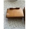 Image 3 : 2 Wood boxes