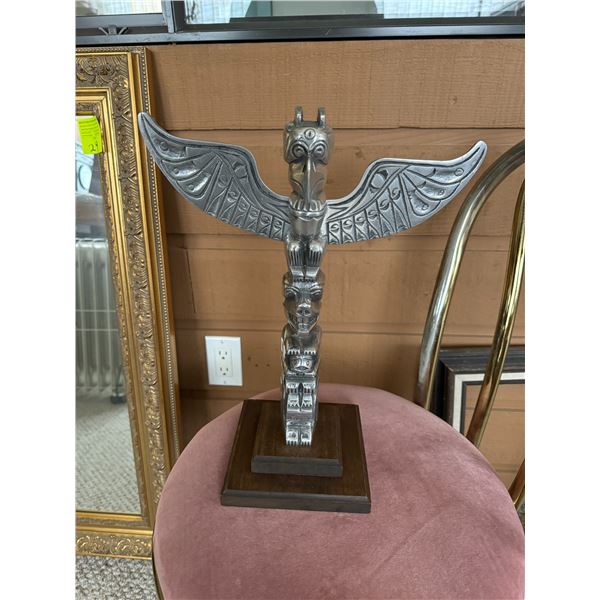 Totem 15" tall