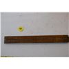 Image 1 : Folding Lufkin wooden ruler