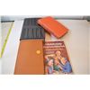 Image 1 : 4x Canadiana books
