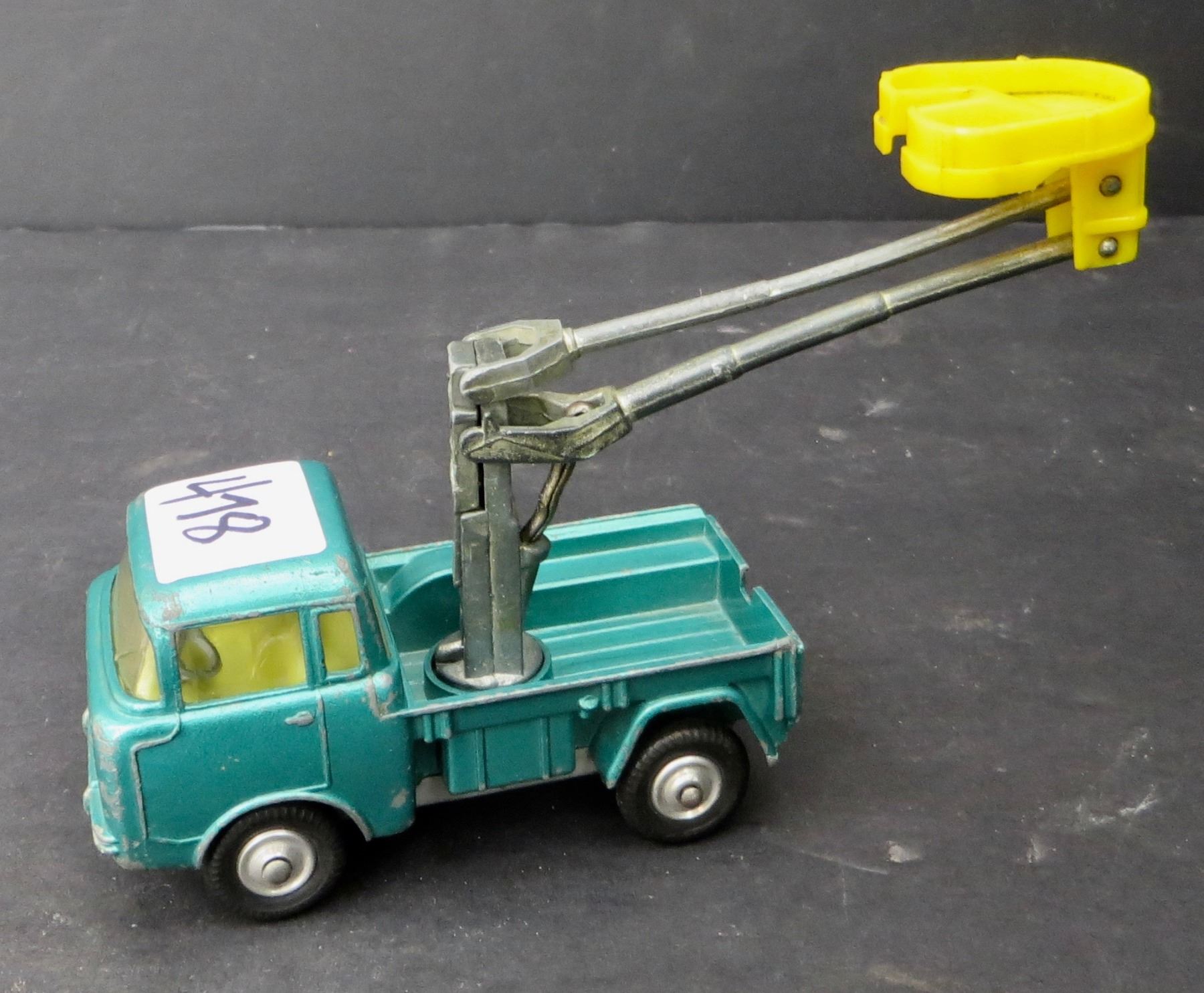 JEEP FC-150 - CORGI TOYS - N° 409 - 1/43 JEEP FC-150 - CORGI TOYS - N° 409 - 1/43