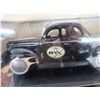 Image 5 : 1939 ford deluxe 75th anniversary commemorative die-cast replica 1:18