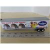 Image 4 : Cooper tires freightliner c120 tractor / trailer 1:64 scale replica