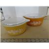 Image 2 : Pair of matching casserole dishes- gold daisy with lids- 1.5L and 2.5L