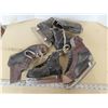 Image 2 : 3 pairs of little beaver ice skates