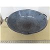 Image 1 : Vintage granite ware bread kneading pan - diameter 19"