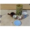 Image 1 : Misc. lot (footed tea cups, etc)