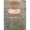 Image 2 : Oak highchair