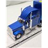 Image 2 : International semi truck and trailer - 21" blue cab