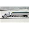 Image 4 : Kenworth grain hauler, semi truck and trailer - 17.5" white cab