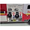 Image 5 : Tonka 17" fire and rescue truck w/ ladder and bucket