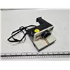 Image 1 : Polaroid "1 Step" land camera