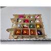 Image 1 : Box of 16 Christmas vintage tree ornaments