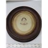 Image 1 : 13.5" oval wooden chas a saylor framed picture