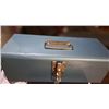 Image 1 : Blue toolbox