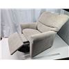 Image 3 : Children's recliner chair - 26"H x21"w x22"D