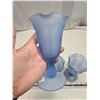 Image 4 : 4 Vintage frosted blue glass sundae cups - no chips!