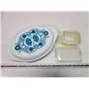 Image 2 : Pyrex dishes - Blue 1.5 Qt divided serving dish, w/ lid & Yellow butter dish, w/ extra lid