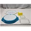 Image 5 : Pyrex dishes - Blue 1.5 Qt divided serving dish, w/ lid & Yellow butter dish, w/ extra lid