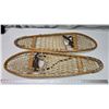 Image 2 : Vintage snow shoes - 35.5" long