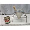 Image 4 : Vintage sifter/colander w/ stand and roller & Vintage honey tin