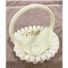 Image 2 : Vintage Fenton daisies on custard glass happiness basket, ruffled edge. 6 1/2 "x 6" and 8" high