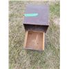 Image 2 : Night stand