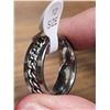 Image 4 : New Men's size 10, stainless steel ring, w/ chain - spins