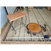 Image 1 : 2 Small plant stands