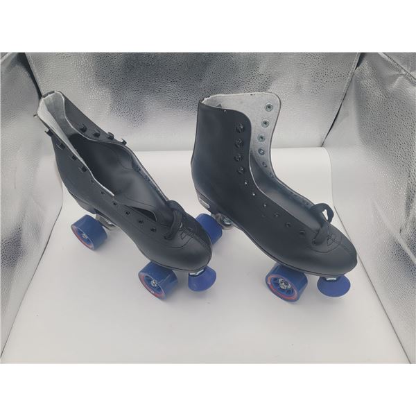 "Chicago Skates" roller skates size 11 - brand new in box, box condition varies. Choice lot: Item pr