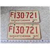 Image 1 : Pair of 1971 Saskatchewan license plates - F130-721
