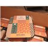 Image 2 : Qty 6 The Body Shop Soothe & Smooth Almond Milk Essentials Gift Kit