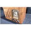Image 2 : PHILCO 12" X 9" X 7"H WOOD RADIO