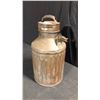 Image 2 : STANDARD OIL OF CALIFORNIA 24"H 5 GALLON BULK OIL CAN