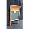 Image 1 : CHIEF 24" X 13" SCRUB BOARD