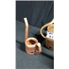 Image 3 : 3 ASSORTED VINTAGE OIL SPOUTS