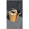 Image 3 : VINTAGE 5 QUART BULK OIL DISPENSER